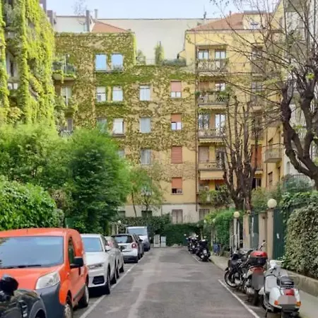 Stanza Nr 2 In Zona Solari In Incantevole * Milano